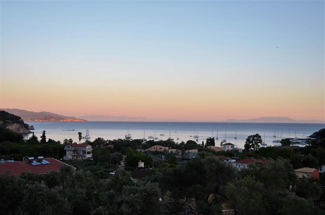 Meltemi Appartement Parga Buitenkant foto