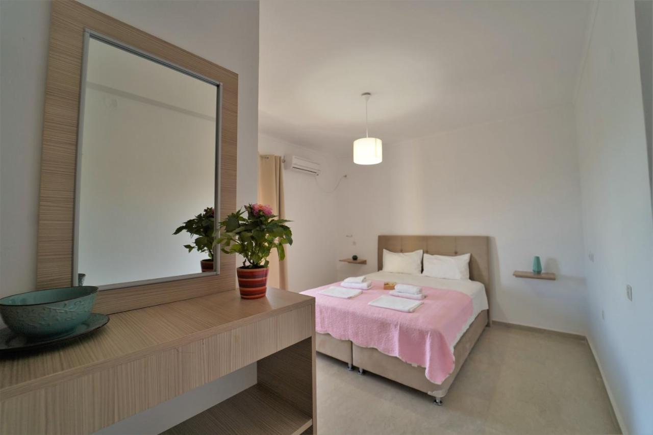 Meltemi Appartement Parga Buitenkant foto